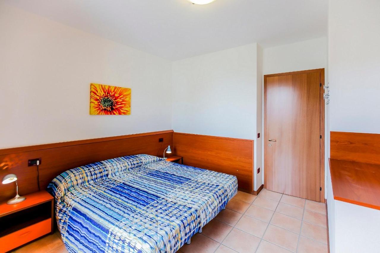 Ginepri Lido Altanea Apartment กาออร์เล ภายนอก รูปภาพ