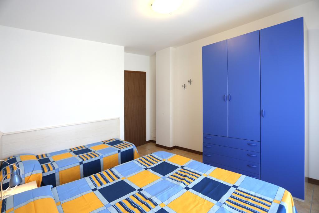 Ginepri Lido Altanea Apartment กาออร์เล ภายนอก รูปภาพ