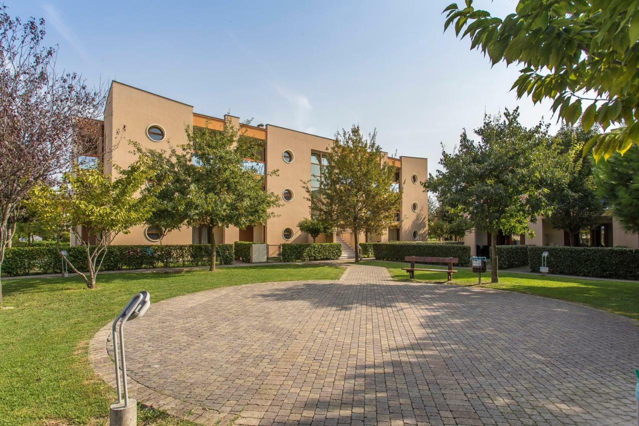 Ginepri Lido Altanea Apartment กาออร์เล ภายนอก รูปภาพ