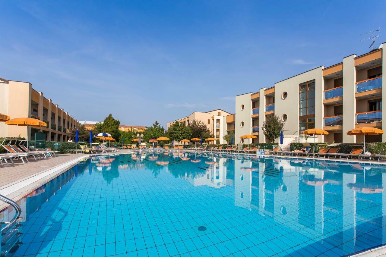Ginepri Lido Altanea Apartment กาออร์เล ภายนอก รูปภาพ